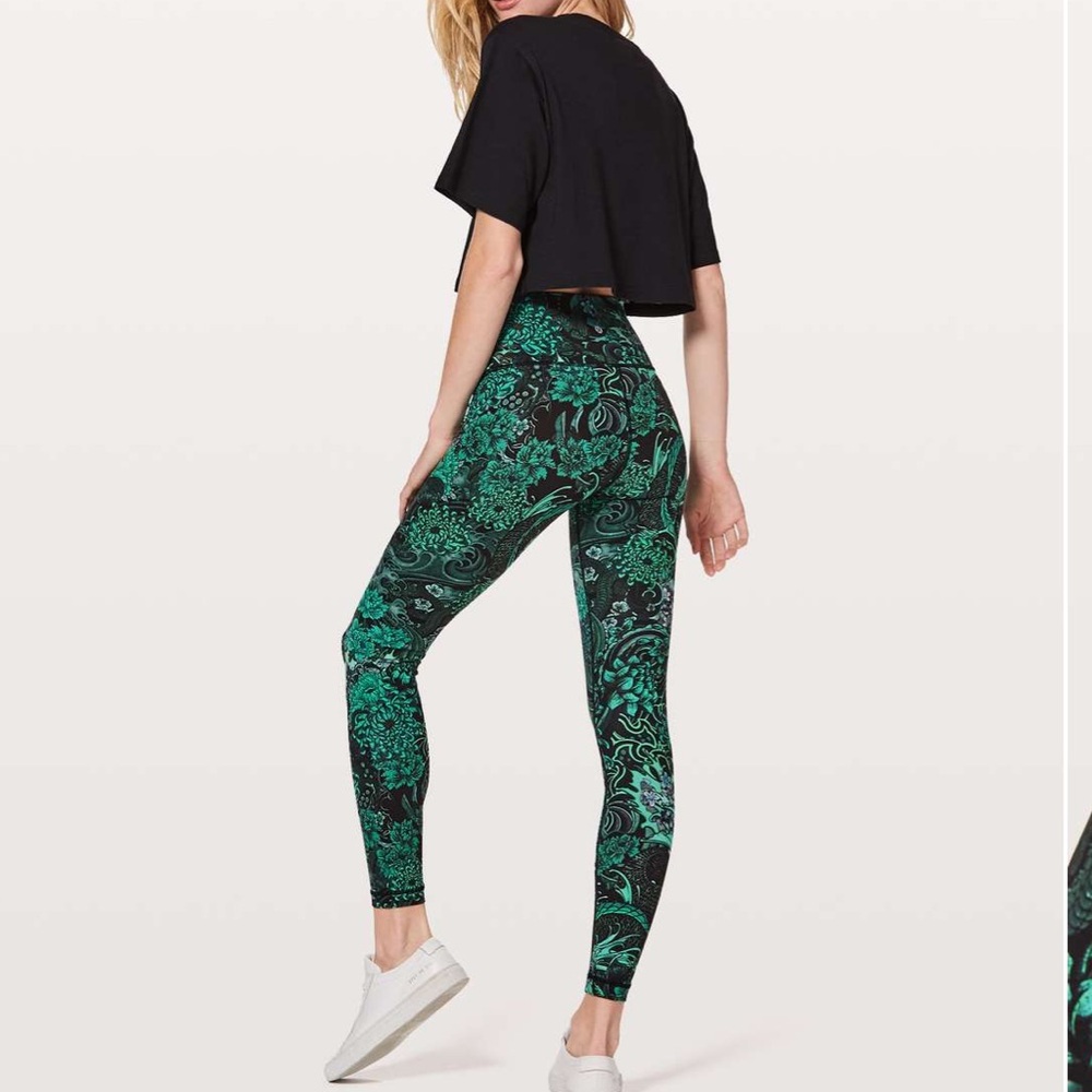 Lululemon Wunder Under Tights - Picture 2 of 5